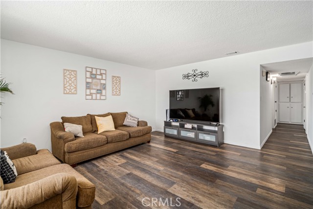 Detail Gallery Image 5 of 30 For 24438 Sage Ave, Boron,  CA 93516 - 3 Beds | 2 Baths
