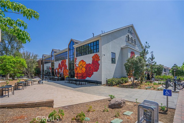 12060 Turnleaf Avenue, Whittier CA: https://media.crmls.org/medias/921d0394-89d3-438e-993b-fc69b3ff67b5.jpg