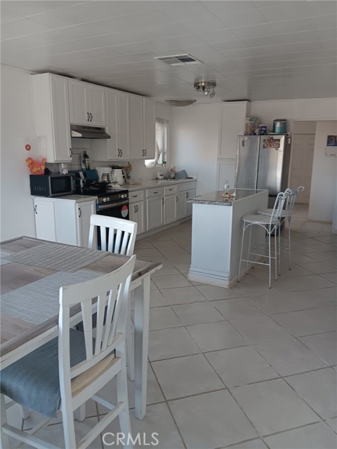 Detail Gallery Image 21 of 26 For 30107 Bourbon, Lucerne Valley,  CA 92356 - 3 Beds | 2 Baths