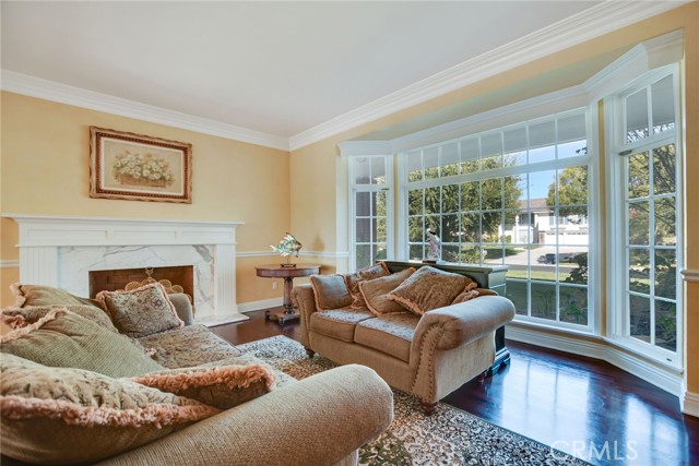20 Country Lane, Rolling Hills Estates, California 90274, 5 Bedrooms Bedrooms, ,3 BathroomsBathrooms,Residential,Sold,Country,PV21231535