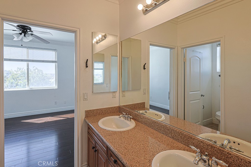 MLS #SR26205187 image #8