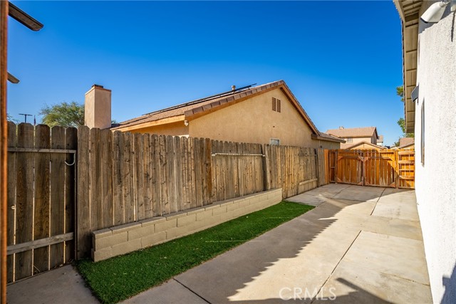 Detail Gallery Image 31 of 40 For 2110 Laurelwood Ct, Rosamond,  CA 93560 - 4 Beds | 2 Baths