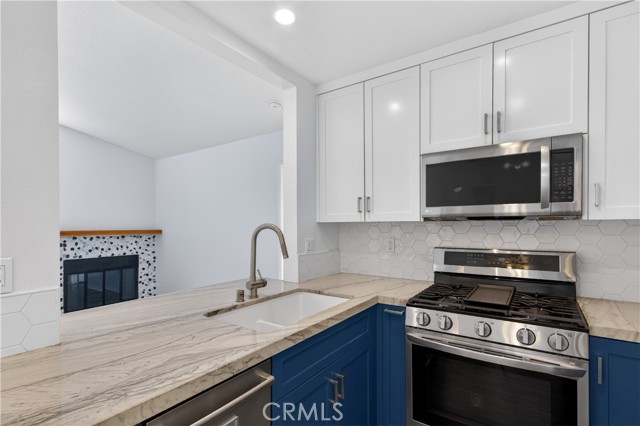 Detail Gallery Image 10 of 21 For 60 Flor De Mar, Rancho Santa Margarita,  CA 92688 - 2 Beds | 2 Baths