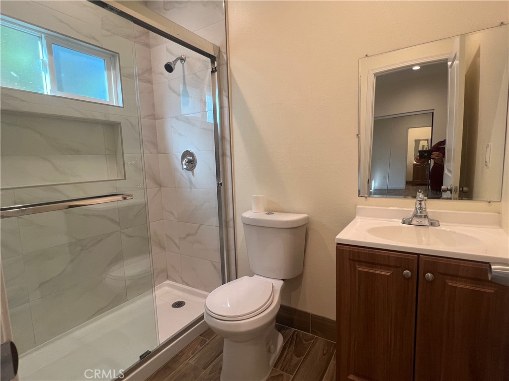 921e9d7f 1c7a 4c31 834e 1aef55df978c