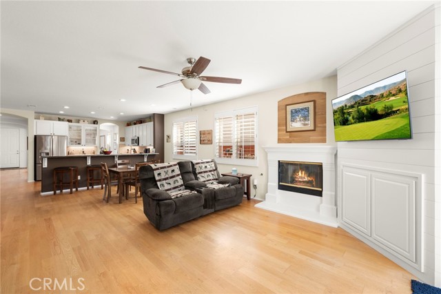 32392 Giverny Court, Winchester CA: https://media.crmls.org/medias/921ed4fe-15e0-4522-8856-b3224ab2dbfd.jpg