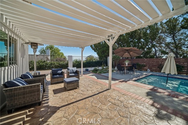 Detail Gallery Image 32 of 52 For 11461 Amigo Ave, Porter Ranch,  CA 91326 - 3 Beds | 2 Baths
