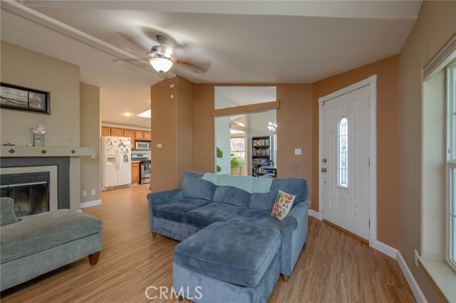 34689 Whispering Springs Lane, Tollhouse CA: https://media.crmls.org/medias/921f22e2-2050-4d73-9c0d-6869c4961fe9.jpg