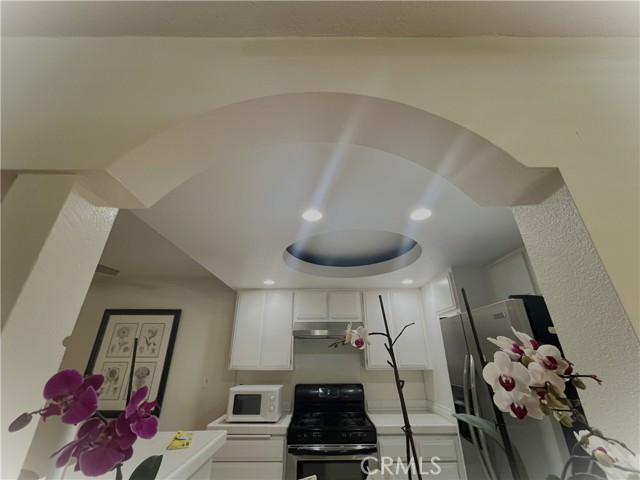 3719 Country Club Drive, Long Beach CA: https://media.crmls.org/medias/921f42d8-62d4-4517-a657-8cd33f774fe6.jpg