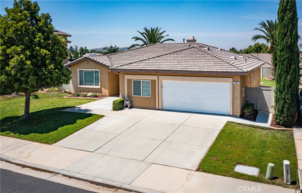 707 Brookside Lane