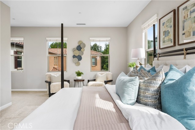 Detail Gallery Image 29 of 47 For 102 Yellow Pine, Irvine,  CA 92618 - 4 Beds | 4 Baths