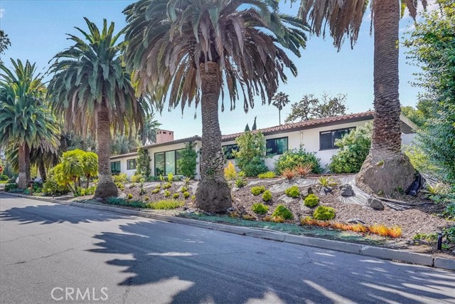 1433 Via Cataluna, Palos Verdes Estates, California 90274, 4 Bedrooms Bedrooms, ,2 BathroomsBathrooms,Residential,Sold,Via Cataluna,PV21200325