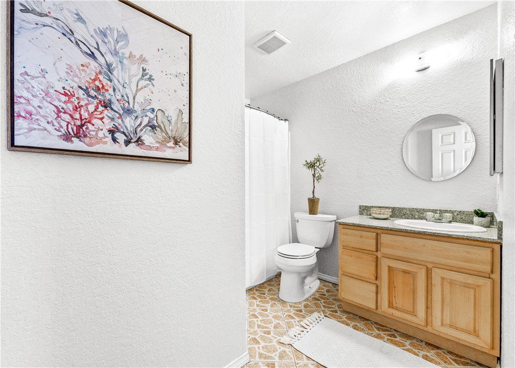 Detail Gallery Image 39 of 46 For 543 W Wilson St #6,  Costa Mesa,  CA 92627 - 2 Beds | 2/1 Baths