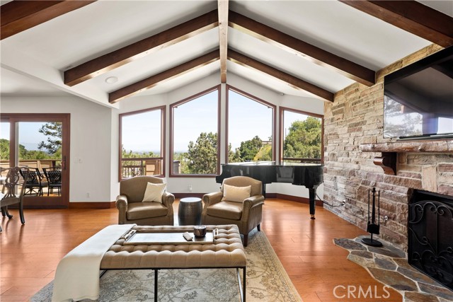 Detail Gallery Image 1 of 50 For 4117 Vanetta Pl, Studio City,  CA 91604 - 4 Beds | 4 Baths