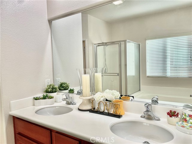 Detail Gallery Image 34 of 50 For 13953 Tawney Ridge Ln, Victorville,  CA 92394 - 4 Beds | 2 Baths