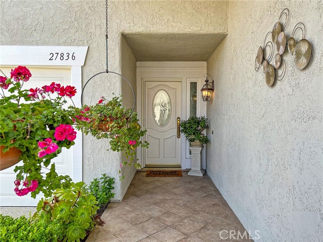 Detail Gallery Image 3 of 37 For 27836 Torroba, Mission Viejo,  CA 92692 - 2 Beds | 2 Baths