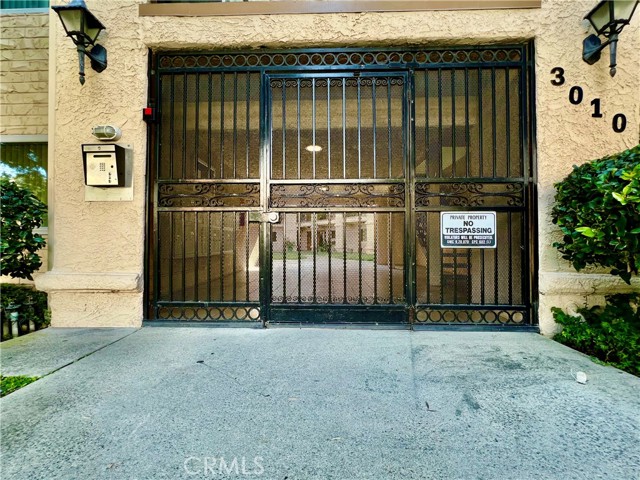 Detail Gallery Image 2 of 42 For 3010 Montrose #33,  La Crescenta,  CA 91214 - 1 Beds | 1 Baths