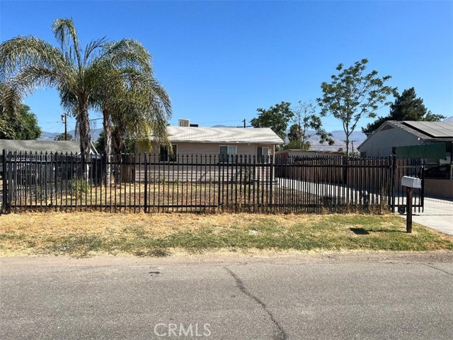 Image 3 for 25572 Jane St, San Bernardino, CA 92404