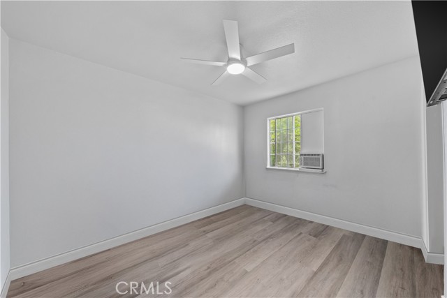 1571 E Olive Street, Ontario CA: https://media.crmls.org/medias/9224708d-487d-42fa-9456-d73e1868c25f.jpg