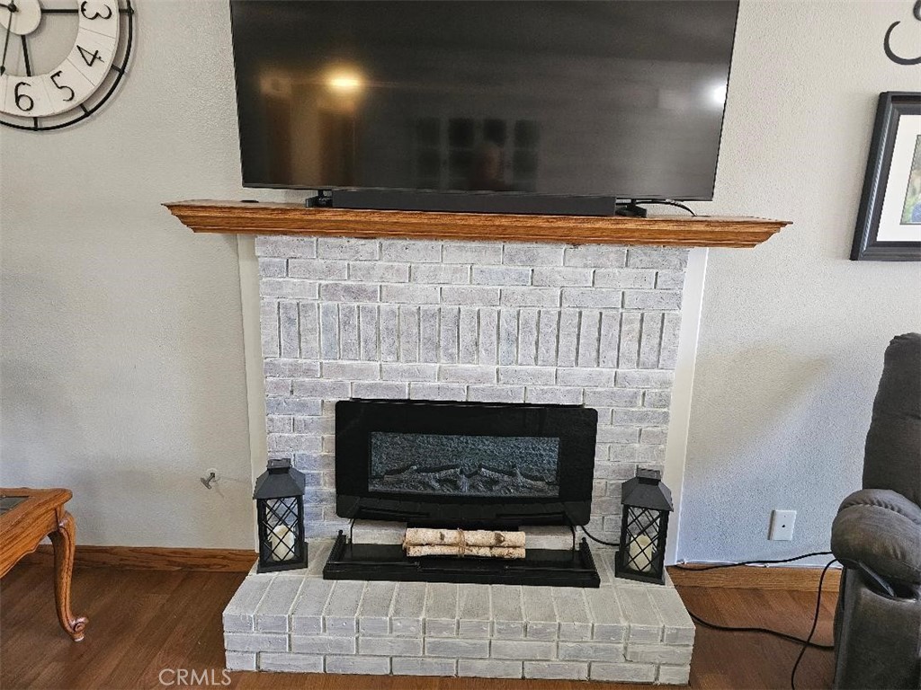 https://media.crmls.org/medias/9224c399-b6e1-4ccd-9918-94517d96017a.jpg?preset=X-Large
