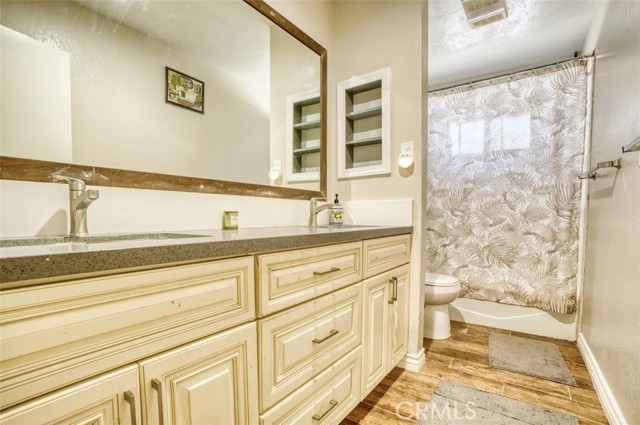 Detail Gallery Image 9 of 14 For 17535 Highacres Ave, Lake Los Angeles,  CA 93591 - 4 Beds | 2 Baths
