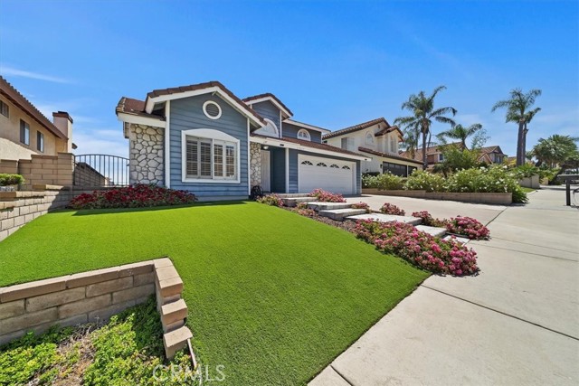Detail Gallery Image 6 of 41 For 17927 via La Cresta, Chino Hills,  CA 91709 - 4 Beds | 3 Baths
