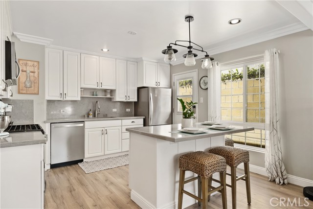 1909 Condon Avenue, Redondo Beach, California 90278, 3 Bedrooms Bedrooms, ,2 BathroomsBathrooms,Residential,Sold,Condon,OC22192393