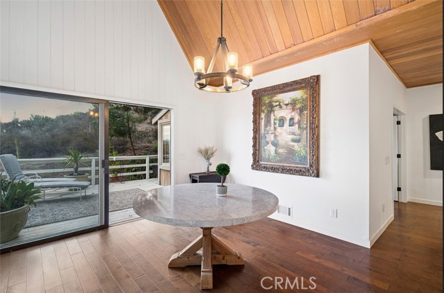 Detail Gallery Image 13 of 27 For 31991 Viapavo Real, Coto de Caza,  CA 92679 - 4 Beds | 4/1 Baths