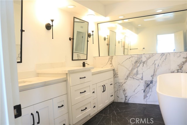 Detail Gallery Image 17 of 32 For 4310 E Terra Vista, Anaheim,  CA 92807 - 3 Beds | 2/1 Baths