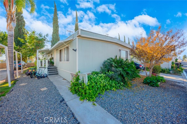 Detail Gallery Image 7 of 37 For 1155 S Riverside Ave #39,  Rialto,  CA 92376 - 2 Beds | 2 Baths