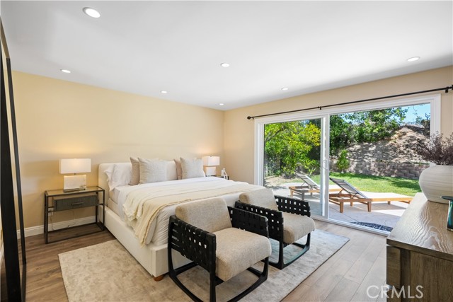 854 Rim Crest, Westlake Village CA: https://media.crmls.org/medias/9229a096-5e64-473c-bd3d-f727d9cc666d.jpg