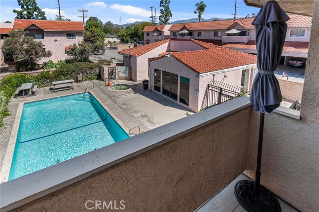Detail Gallery Image 9 of 39 For 10943 Laurel Canyon #B9,  San Fernando,  CA 91340 - 2 Beds | 2 Baths