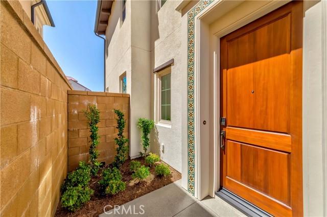Detail Gallery Image 2 of 39 For 113 Escala, Irvine,  CA 92618 - 4 Beds | 4 Baths