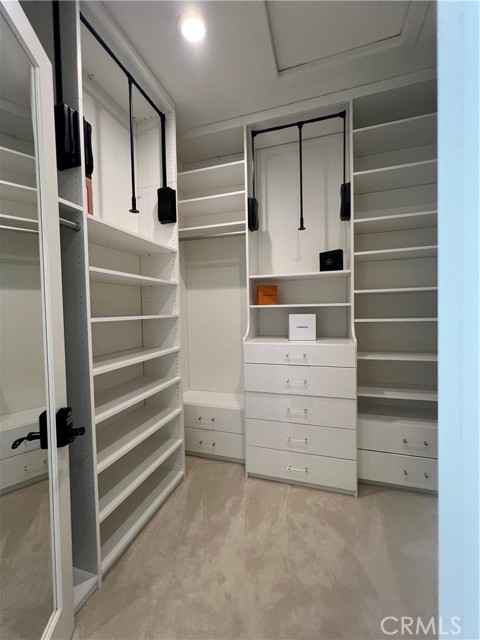 Detail Gallery Image 33 of 54 For 93 Interstellar, Irvine,  CA 92618 - 6 Beds | 6/1 Baths