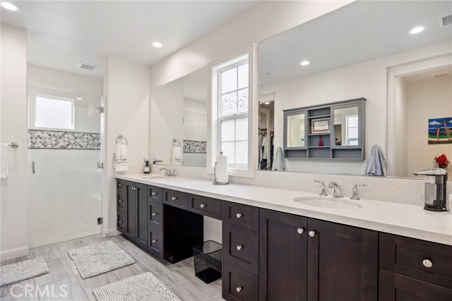 155 Bryce Run, Lake Forest CA: https://media.crmls.org/medias/922c6388-0f88-45a6-954f-ab13143e2a4f.jpg
