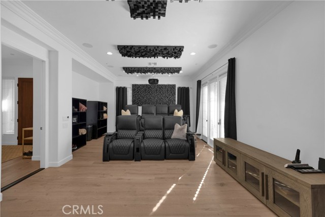 Detail Gallery Image 29 of 61 For 21331 Balerma Ln, Huntington Beach,  CA 92648 - 4 Beds | 3/1 Baths