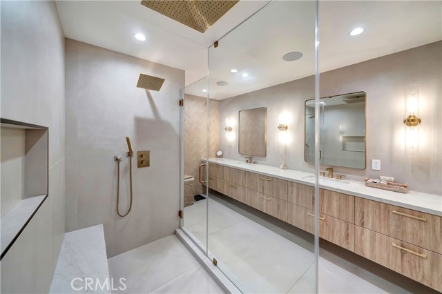 Detail Gallery Image 41 of 72 For 5355 Aldea Ave, Encino,  CA 91316 - 5 Beds | 5/1 Baths