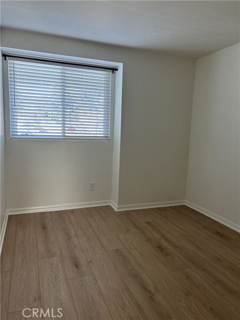 Detail Gallery Image 12 of 20 For 2126 E Deer Springs Ln, Brea,  CA 92821 - 3 Beds | 2/1 Baths