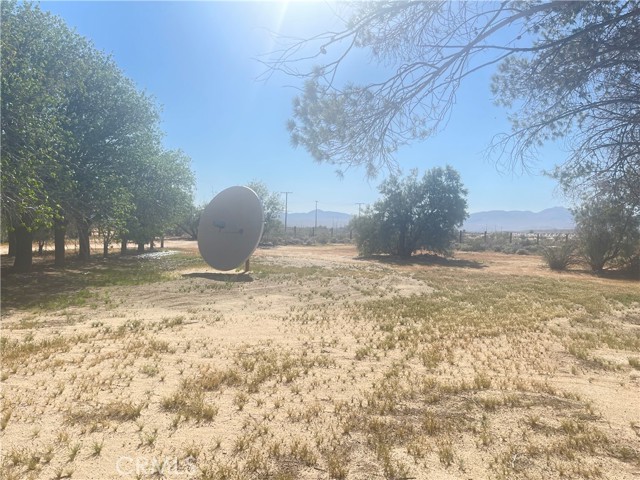 45200 Camelot Drive, Yermo, California 92398, 2 Bedrooms Bedrooms, ,2 BathroomsBathrooms,Single Family Residence,For Sale,Camelot,SW24236025