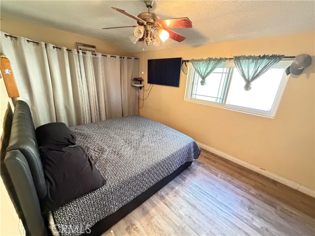 Detail Gallery Image 5 of 13 For 1248 N Pico, San Bernardino,  CA 92411 - 2 Beds | 1 Baths