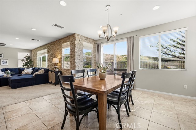 Detail Gallery Image 10 of 46 For 29105 N West Hills, Valencia,  CA 91354 - 4 Beds | 3/1 Baths