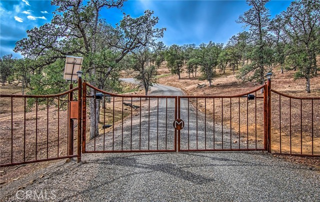 Detail Gallery Image 2 of 45 For 13495 Red Bank Rd, Red Bluff,  CA 96080 - 3 Beds | 2 Baths