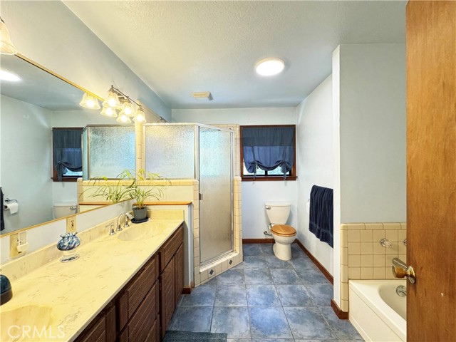 Detail Gallery Image 30 of 75 For 1800 Boonville Rd, Ukiah,  CA 95482 - 5 Beds | 4/1 Baths