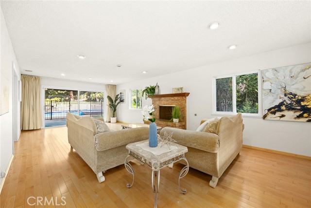 Detail Gallery Image 9 of 55 For 14553 Blue Sky Rd, Hacienda Heights,  CA 91745 - 4 Beds | 3 Baths