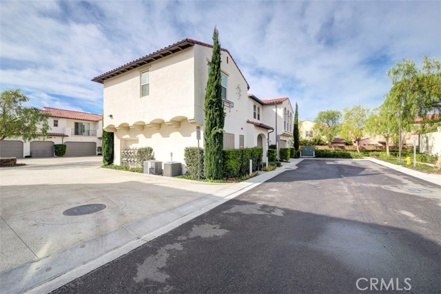 601 Trailblaze, Irvine, CA, 92618 601 Trailblaze, Irvine, CA, 92618