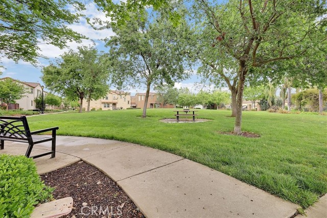 Detail Gallery Image 29 of 31 For 9925 Del Surf Ln, Elk Grove,  CA 95757 - 3 Beds | 3 Baths