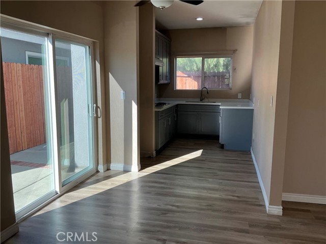 Detail Gallery Image 2 of 6 For 24220 Meadow Falls, Diamond Bar,  CA 91765 - 2 Beds | 2 Baths