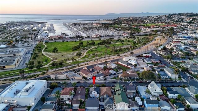 Detail Gallery Image 55 of 66 For 242 W 17th St, San Pedro,  CA 90731 - 4 Beds | 3/1 Baths