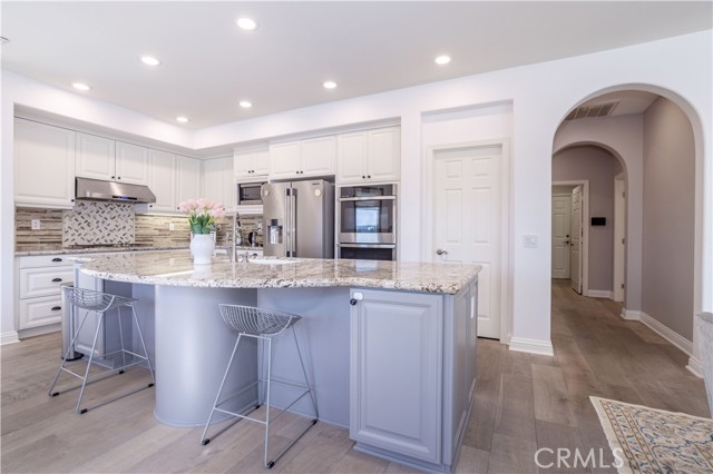 Detail Gallery Image 10 of 39 For 5474 Sunlight, Simi Valley,  CA 93063 - 6 Beds | 4 Baths