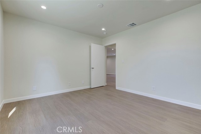 Detail Gallery Image 12 of 26 For 7710 Wentworth St, Tujunga,  CA 91042 - 4 Beds | 2 Baths