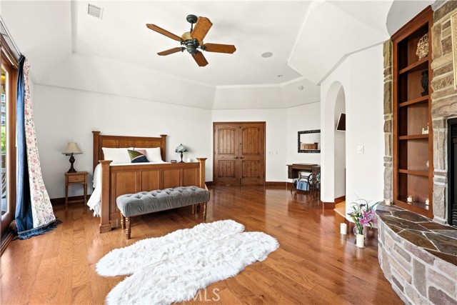 Detail Gallery Image 14 of 50 For 4117 Vanetta Pl, Studio City,  CA 91604 - 4 Beds | 4 Baths